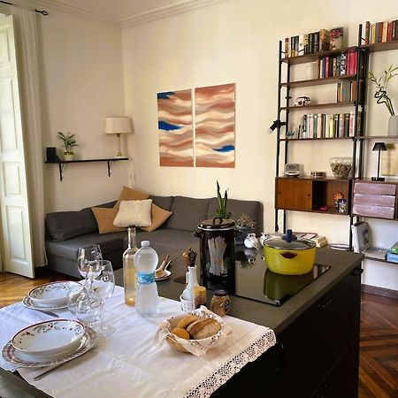 Emozione Torino - Affascinante, Silenzioso, In Palazzo D'Epoca Pressi Piazza Solferino Apartment Bagian luar foto