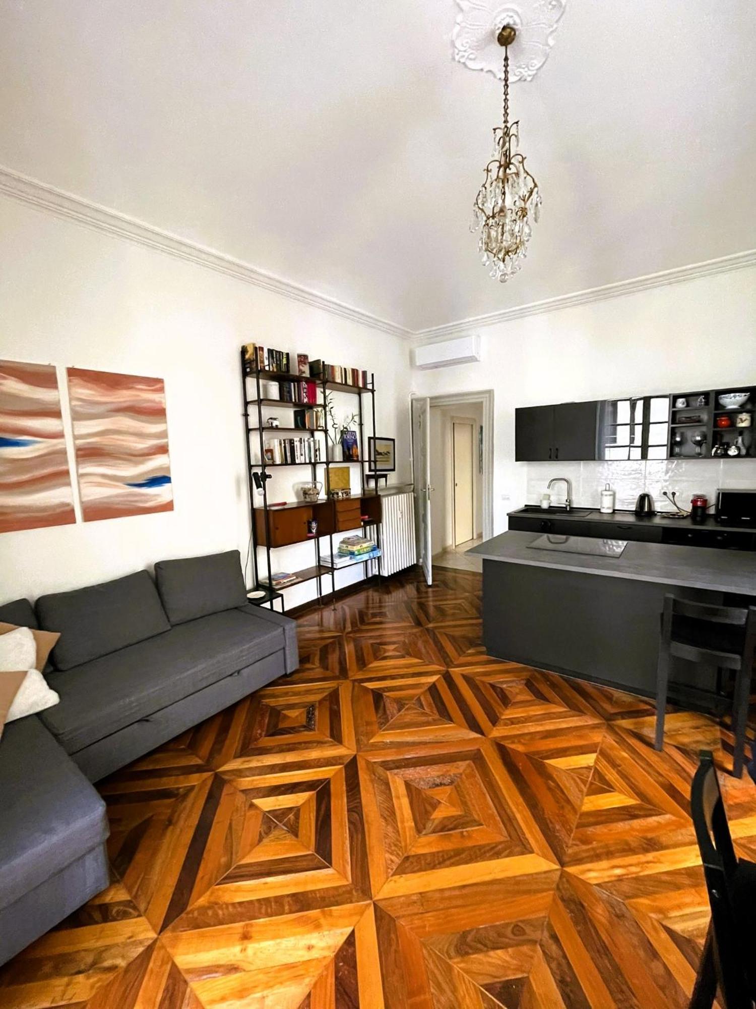 Emozione Torino - Affascinante, Silenzioso, In Palazzo D'Epoca Pressi Piazza Solferino Apartment Bagian luar foto